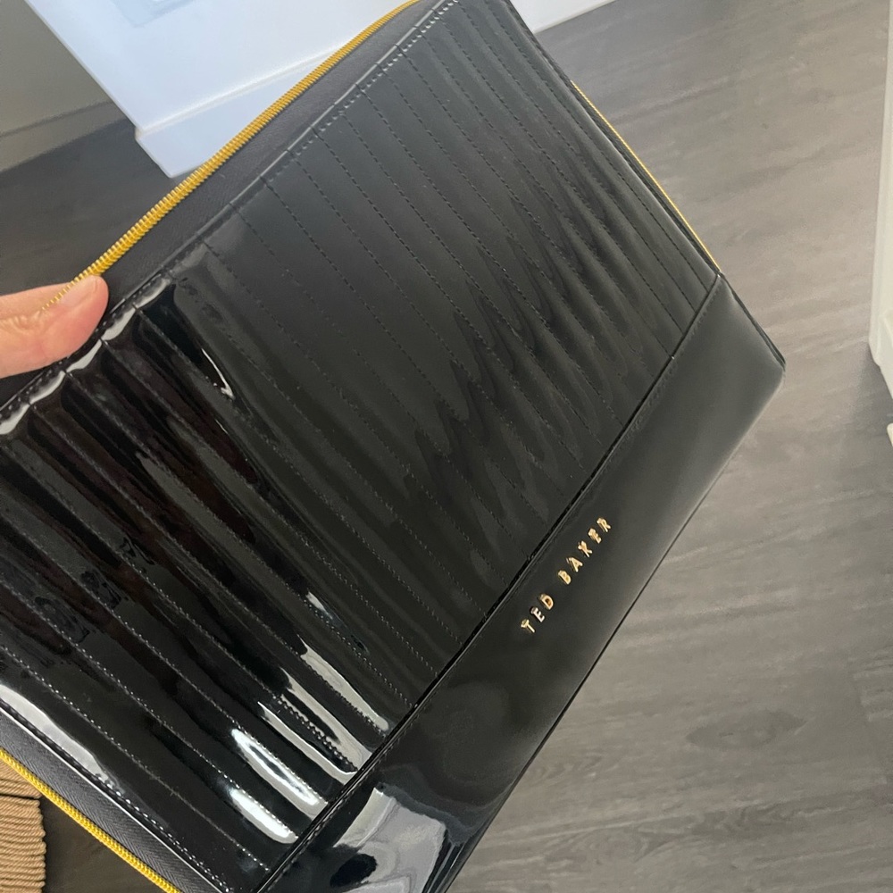 Laptop case - Picture 2 of 6